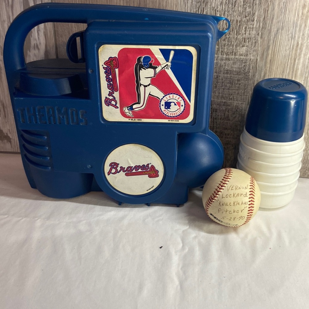 Vintage Atlanta Braves  lunch box with Thurman